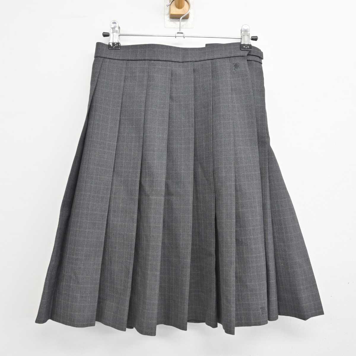 【中古】岐阜県 各務原高等学校 女子制服 4点 (ブレザー・ニット・スカート) sf086690