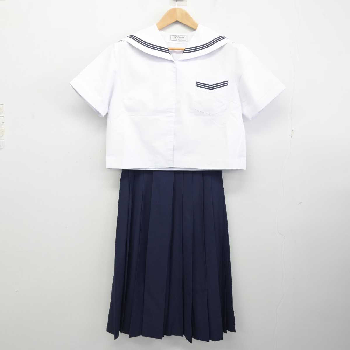 【中古】鹿児島県 甲南高等学校 女子制服 2点 (セーラー服・スカート) sf086801