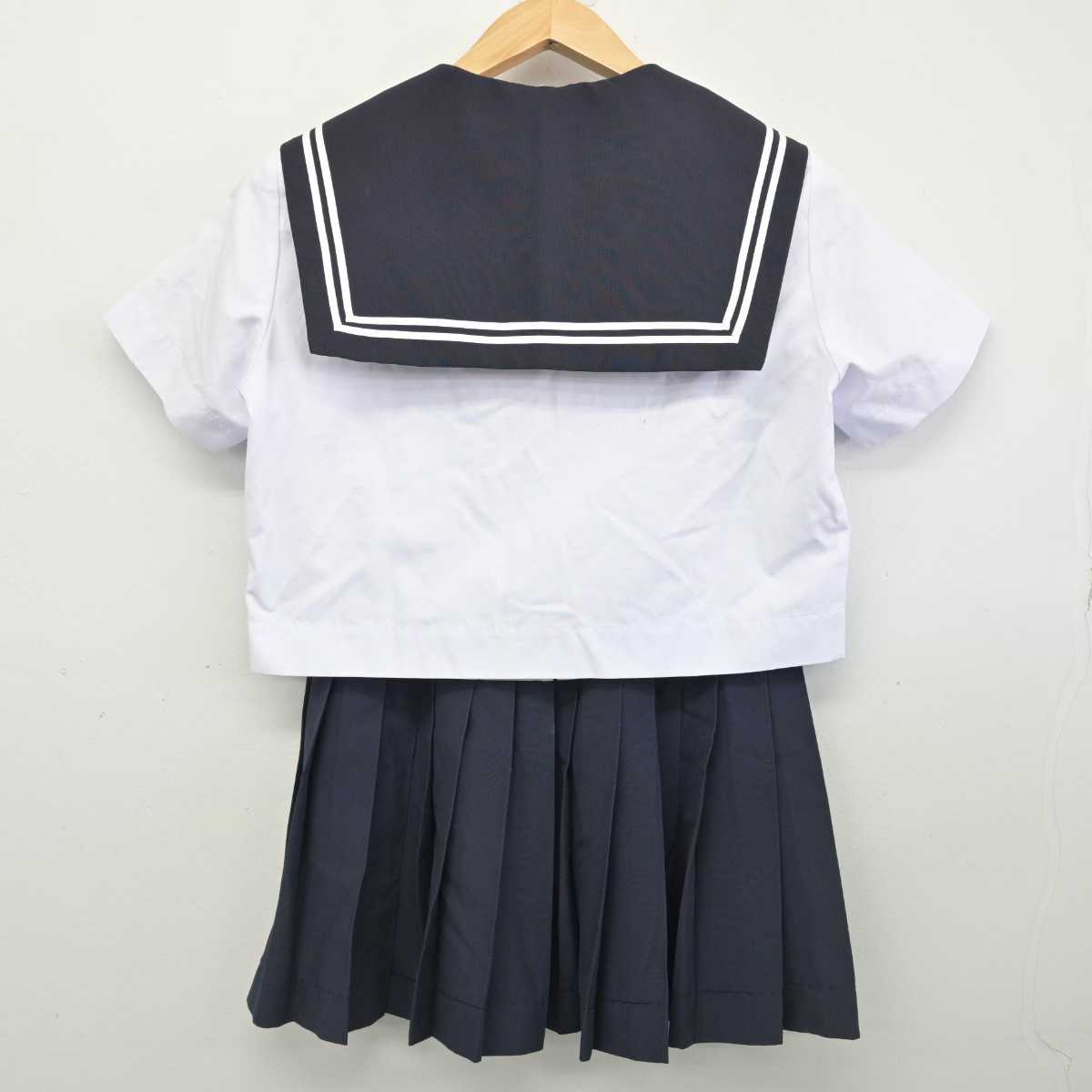 【中古】 学校名不明 女子制服 2点 (セーラー服・スカート) sf087259