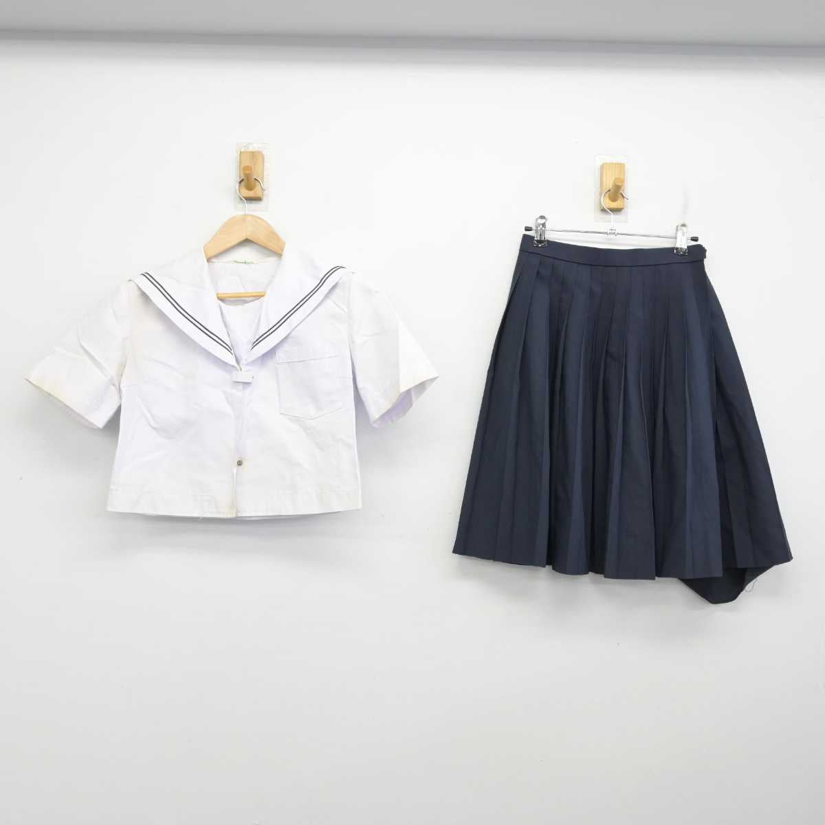 【中古】和歌山県 橋本市立西部中学校 女子制服 2点 (セーラー服・スカート) sf087481