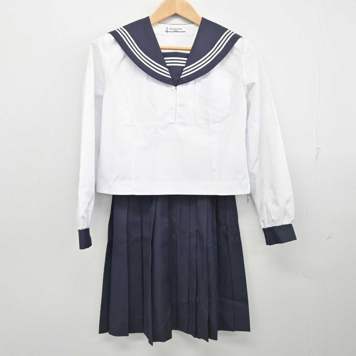 【中古】北海道 江別第三中学校 女子制服 2点 (セーラー服・スカート) sf087507