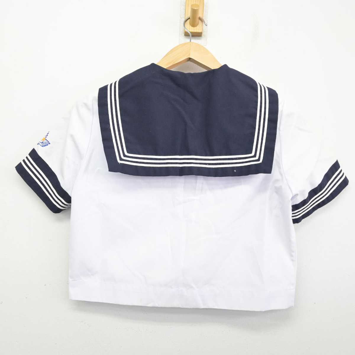 【中古】山梨県 櫛形中学校 女子制服 1点 (セーラー服) sf087529