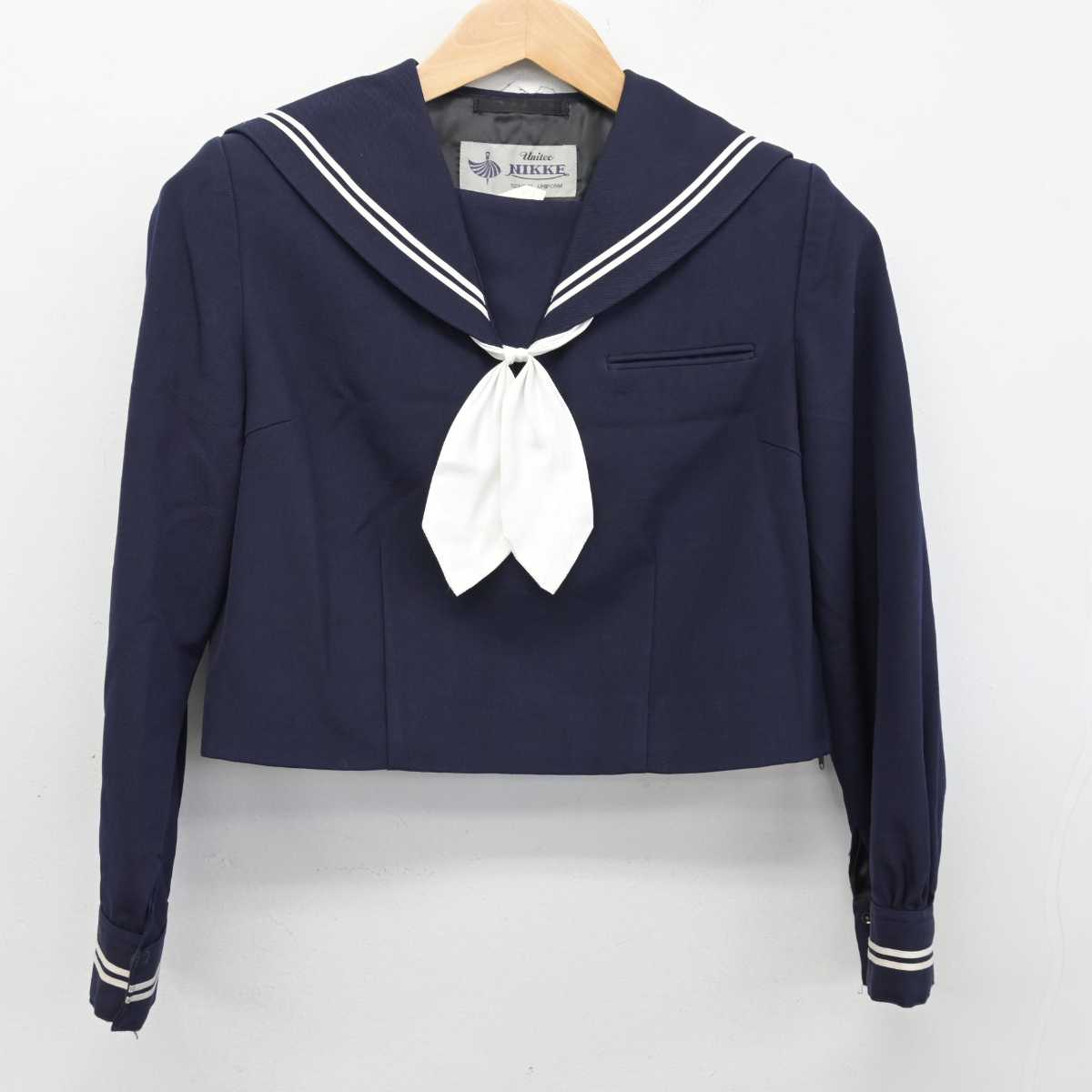 【中古】山梨県 大月東中学校 女子制服 3点 (セーラー服・スカート) sf087558