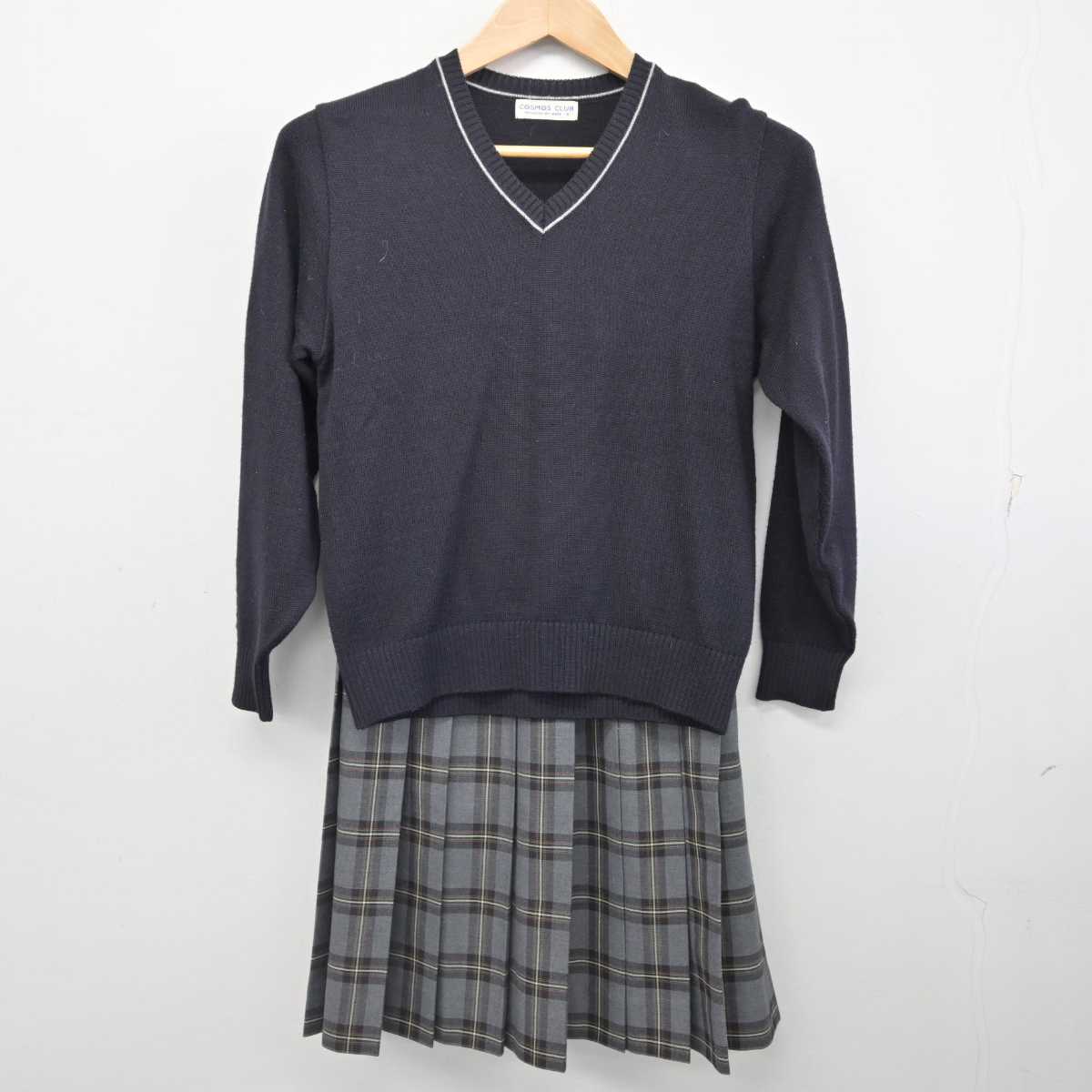 【中古】埼玉県 栄東高等学校 女子制服 2点 (ニット・スカート) sf087614