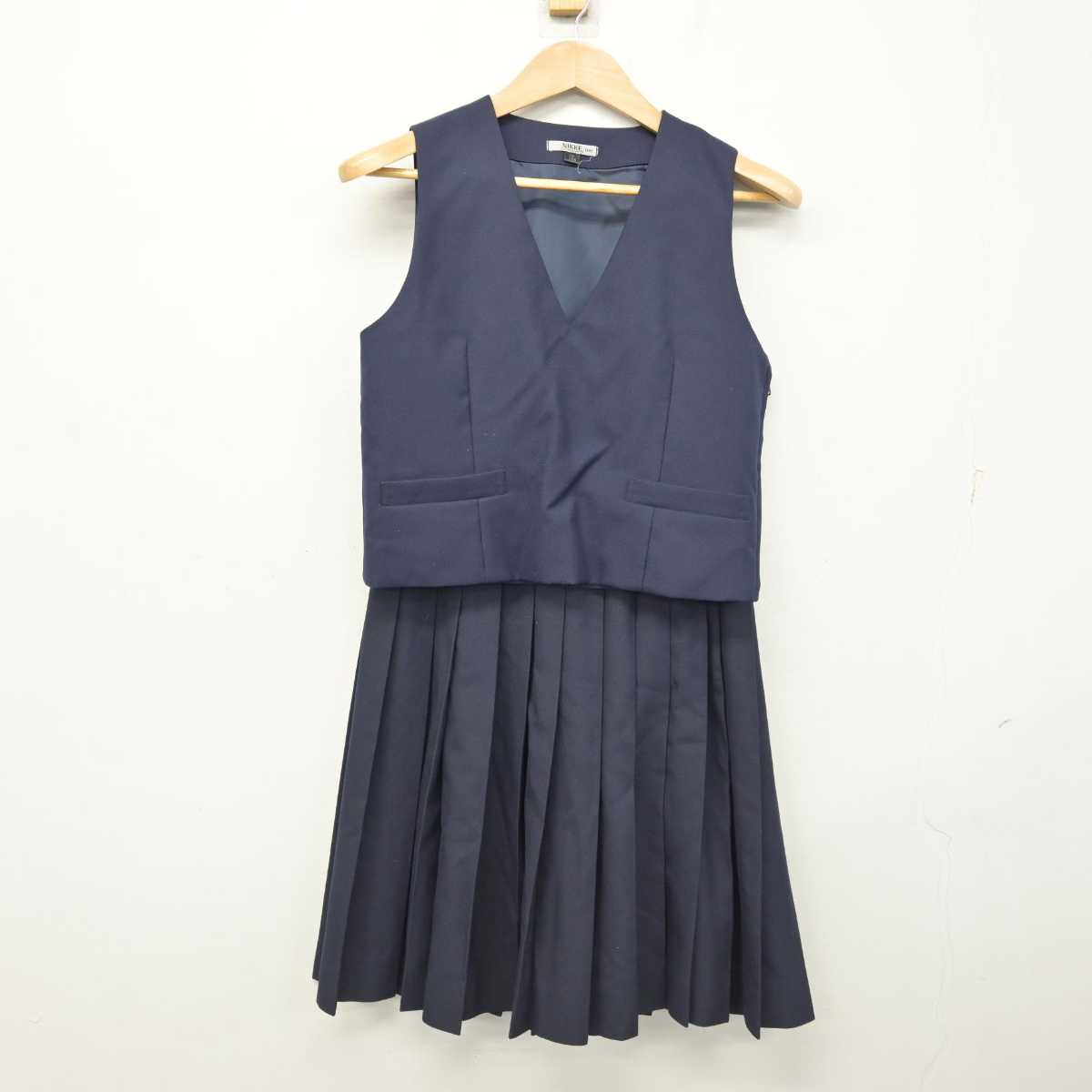 【中古】埼玉県 三芳中学校 女子制服 3点 (ブレザー・ベスト・スカート) sf087805