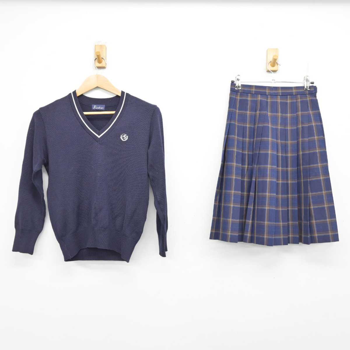中古】大阪府 東我孫子中学校 女子制服 2点 (ニット・スカート