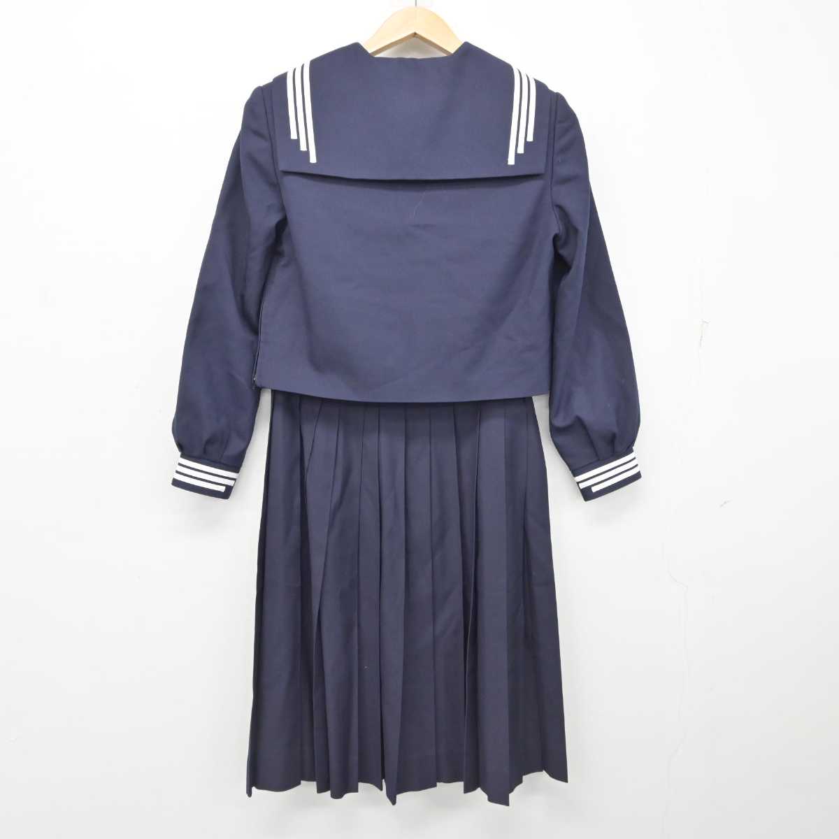 【中古】青森県 八戸市立第三中学校 女子制服 2点 (セーラー服・スカート) sf087871