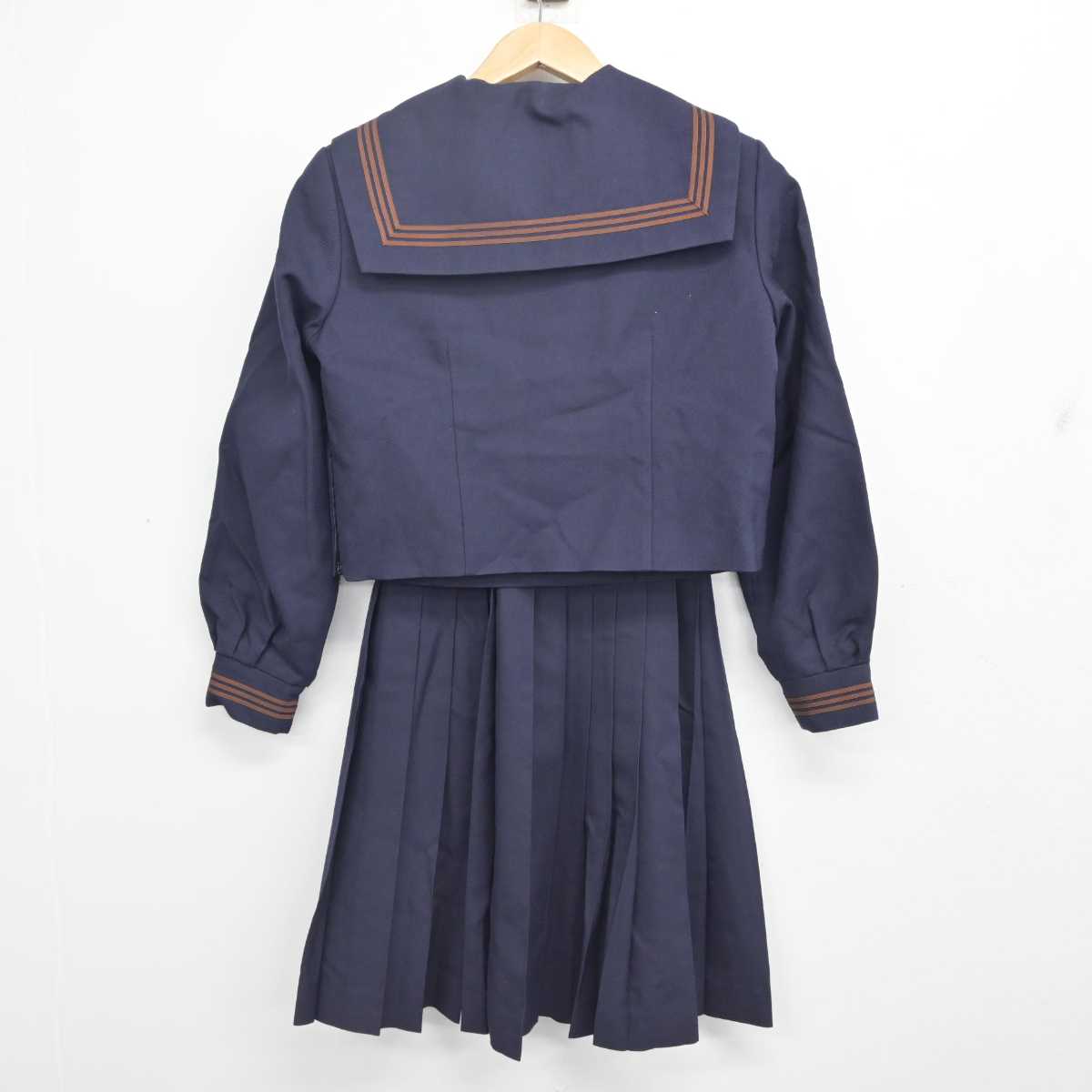 【中古】千葉県 酒井根中学校 女子制服 5点 (セーラー服・スカート・スカート) sf087973