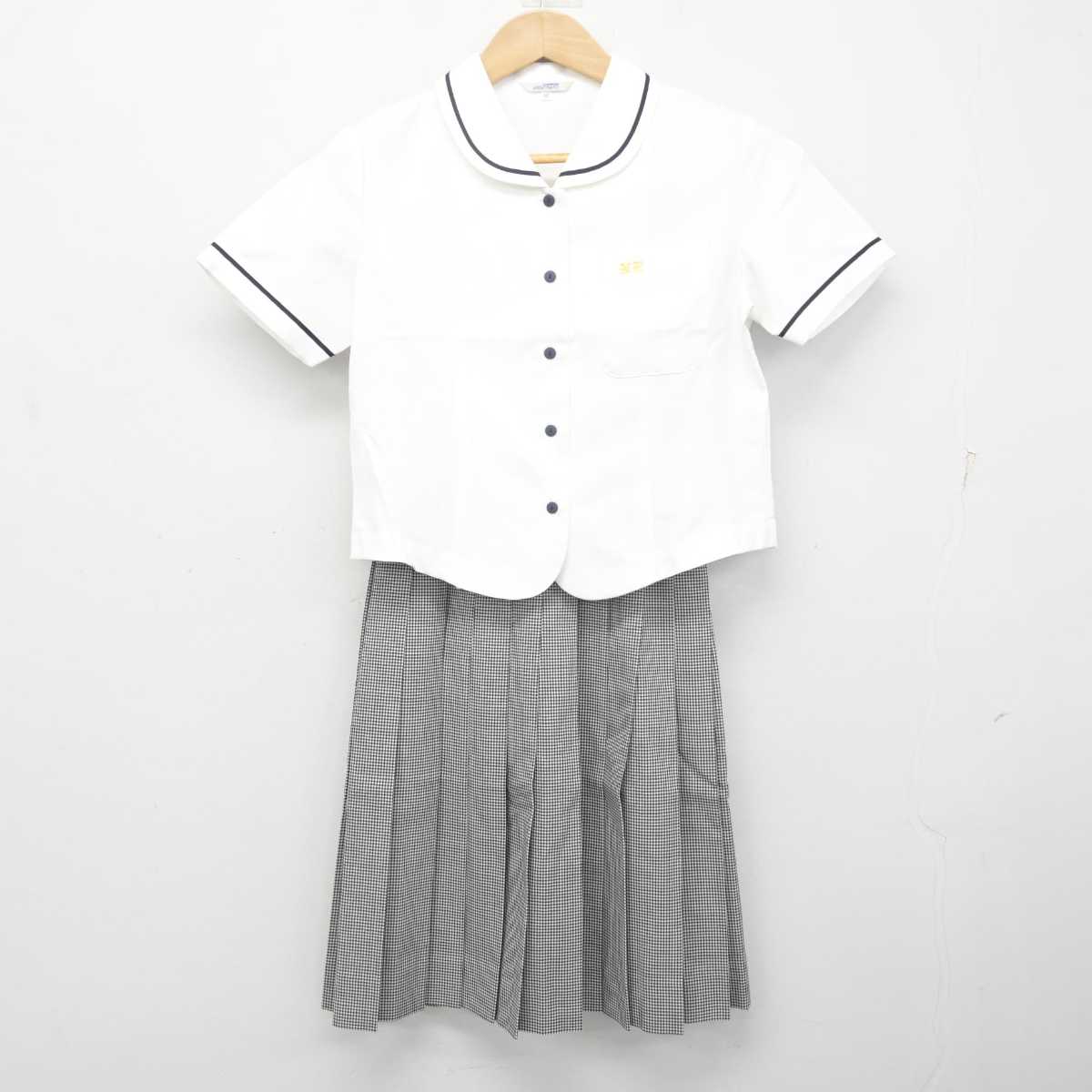 【中古】新潟県 長岡英智高等学校 女子制服 3点 (ブラウス・スカート) sf088033