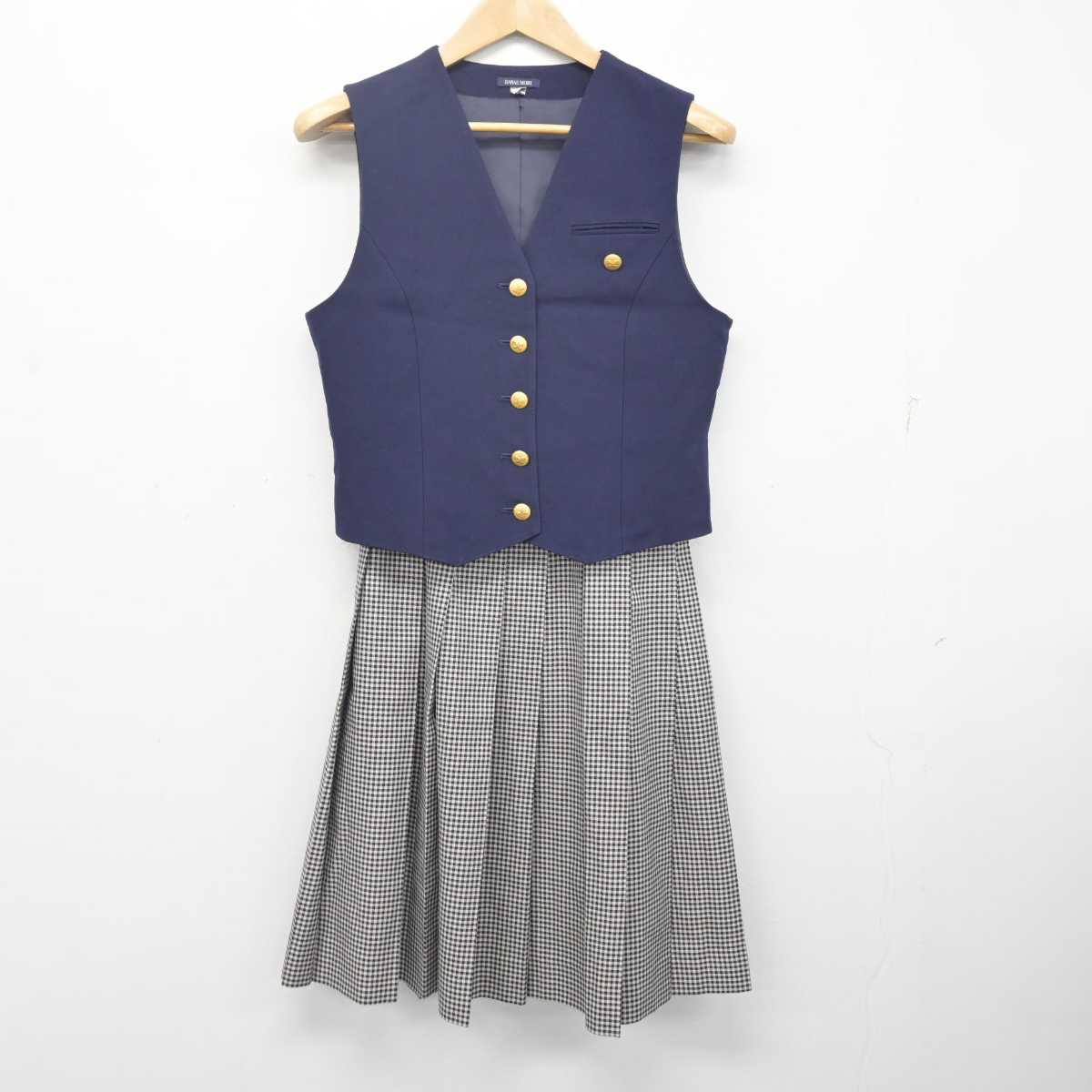 【中古】広島県 安田女子中学高等学校 女子制服 3点 (ニット・ベスト・スカート) sf088038