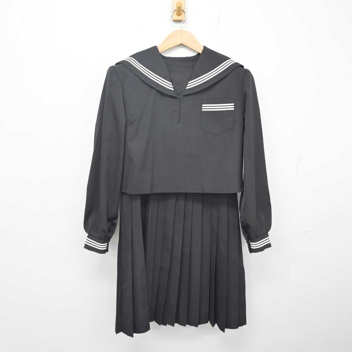 【中古】 学校名不明 女子制服 2点 (セーラー服・ジャンパースカート) sf088093