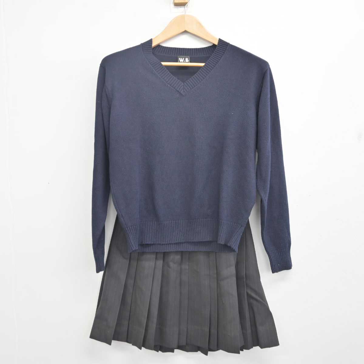 【中古】神奈川県 平塚江南高等学校 女子制服 4点 (ブレザー・ニット・スカート) sf088258