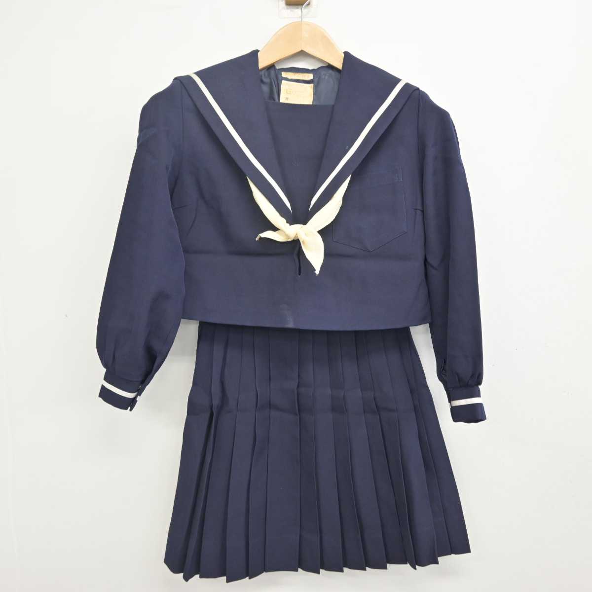 【中古】愛知県 金城学院中学校 女子制服 3点 (セーラー服・スカート) sf088515