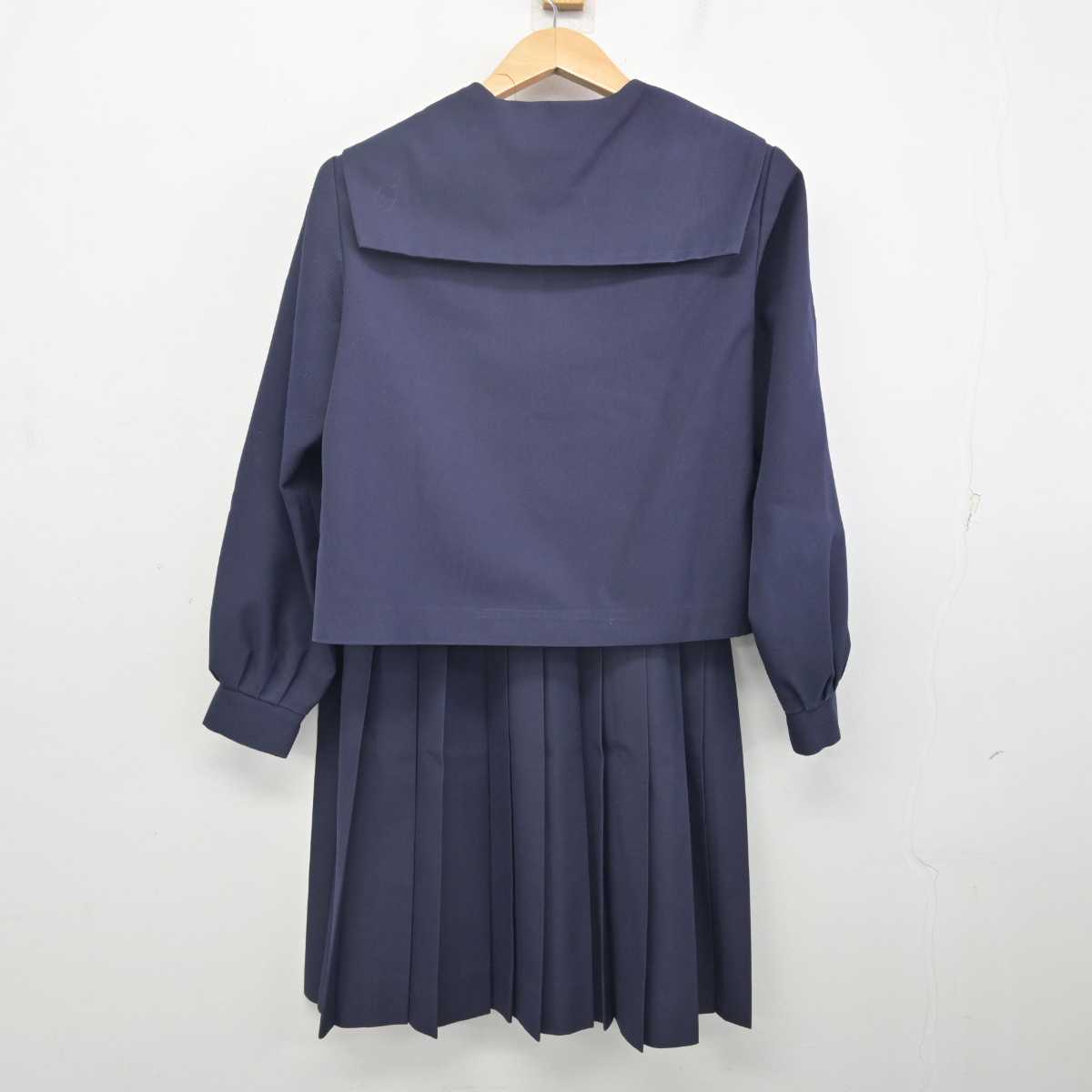 【中古】長崎県 大浦中学校 女子制服 2点 (セーラー服・スカート) sf088572