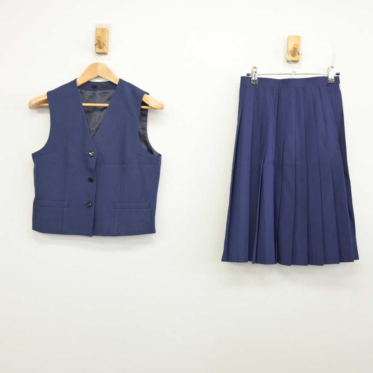 中古】千葉県 八街南中学校 女子制服 2点 (ベスト・スカート