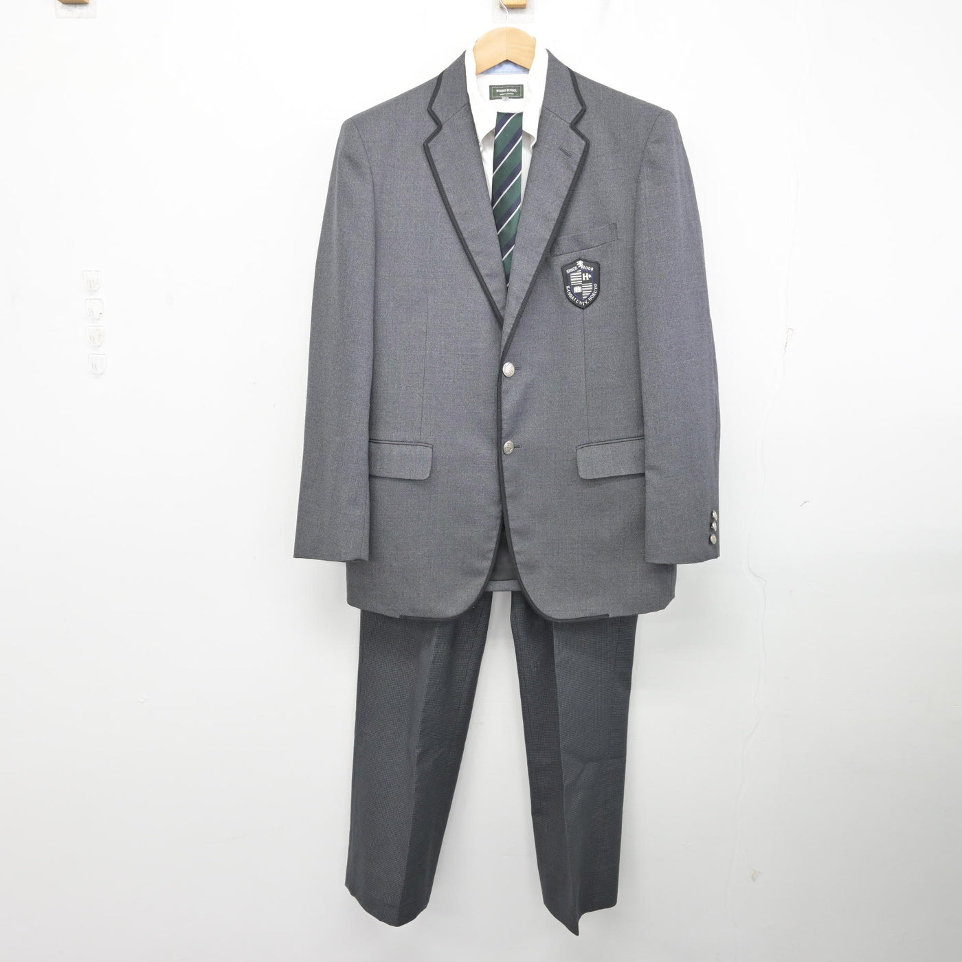【中古】大阪府 関西大学北陽高等学校・中学校 男子制服 4点 (ブレザー・シャツ・ズボン) sf090062