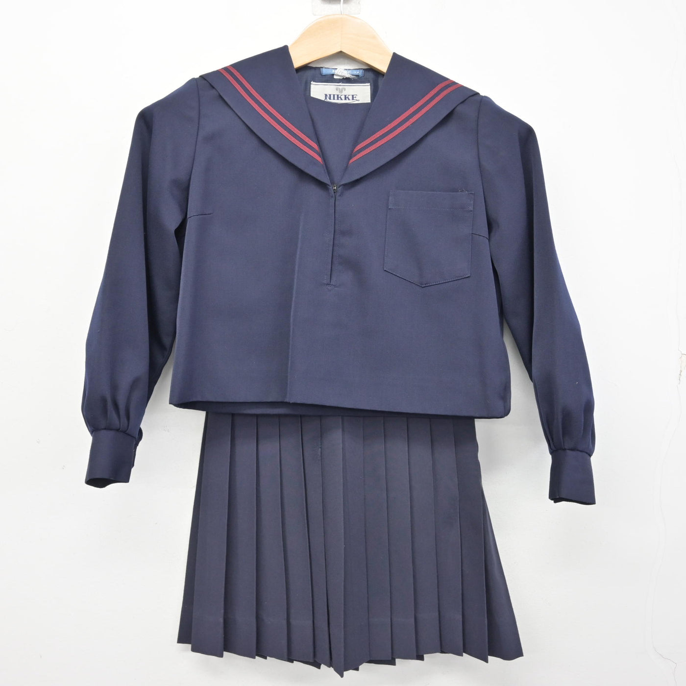 中古】香川県 陶小学校 女子制服 2点 (セーラー服・スカート 中古】香川県 陶小学校 女子制服 2点 (セーラー服・スカート