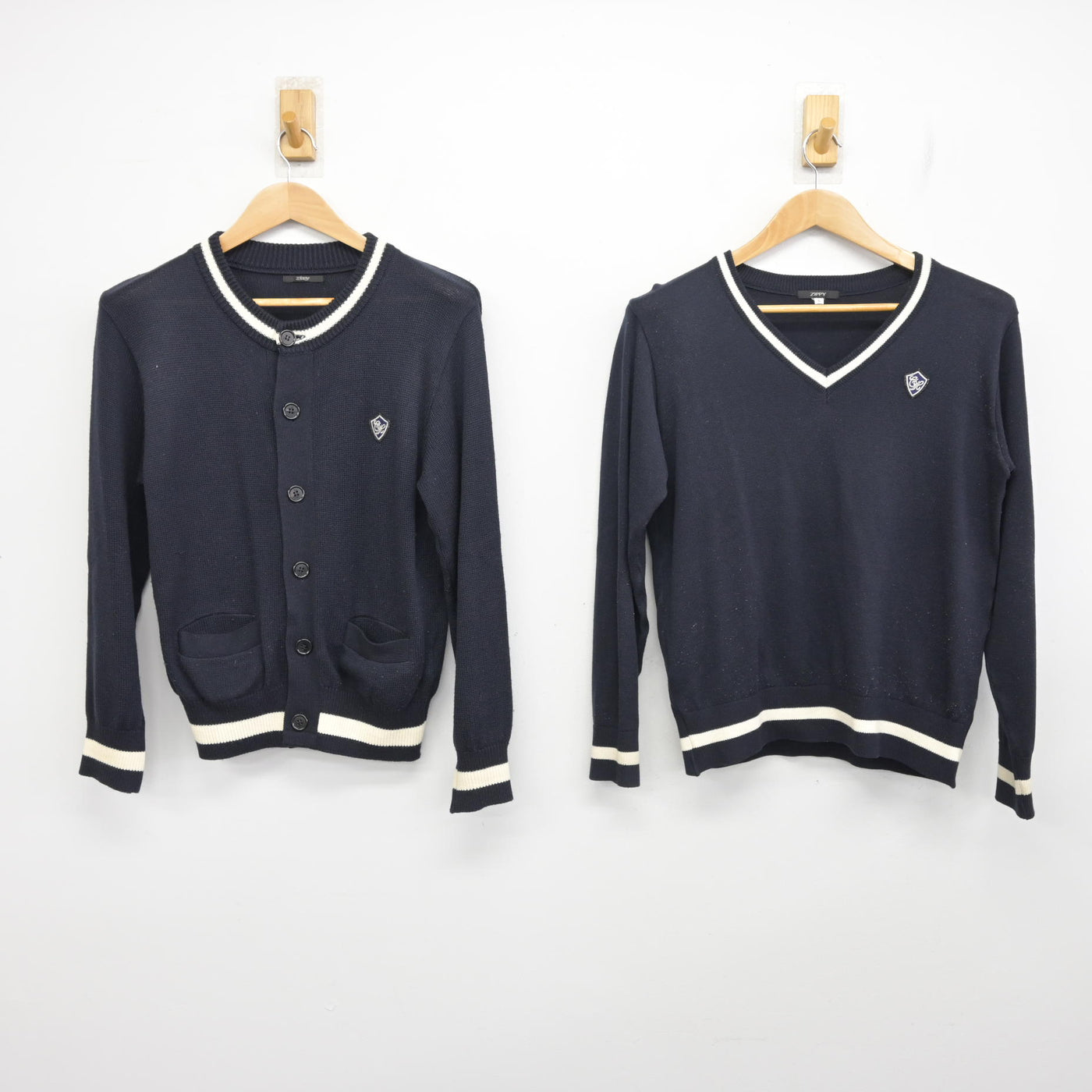 中古】愛知県 中京大学附属中京高等学校 女子制服 2点 (ニット 中古】愛知県 中京大学附属中京高等学校 女子制服 2点 (ニット