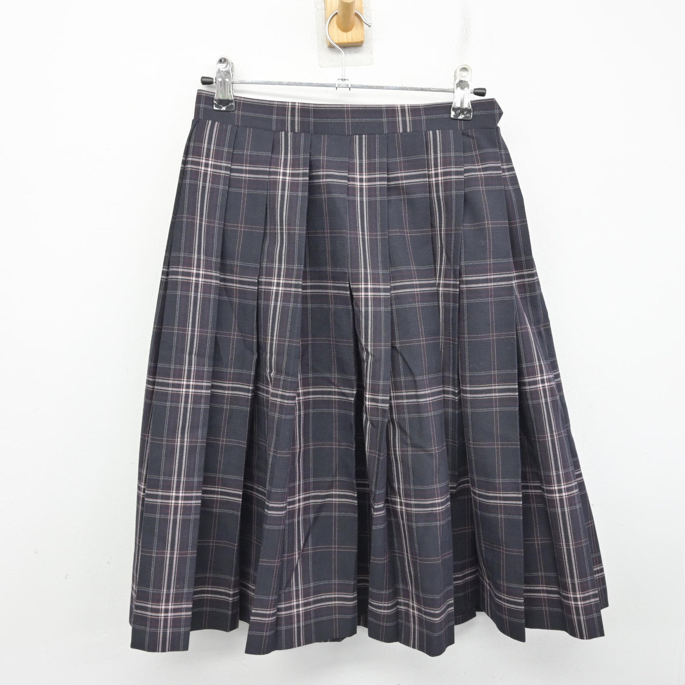 【中古】東京都 忠生中学校 女子制服 4点 (ブレザー・ニットベスト・スカート) sf090524