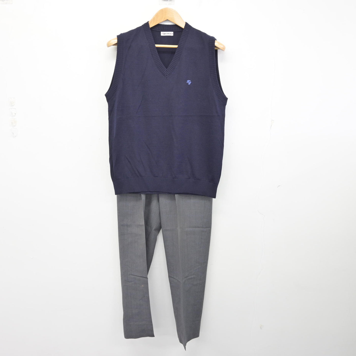【中古】千葉県 敬愛学園高等学校 男子制服 2点 (ニットベスト・ズボン) sf090623