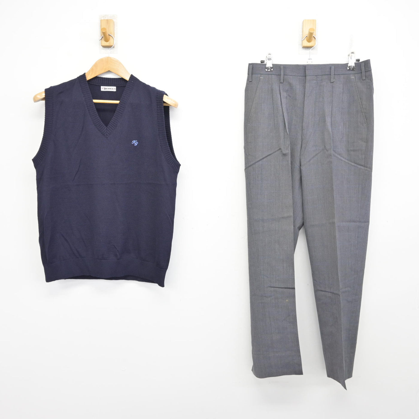 【中古】千葉県 敬愛学園高等学校 男子制服 2点 (ニットベスト・ズボン) sf090623