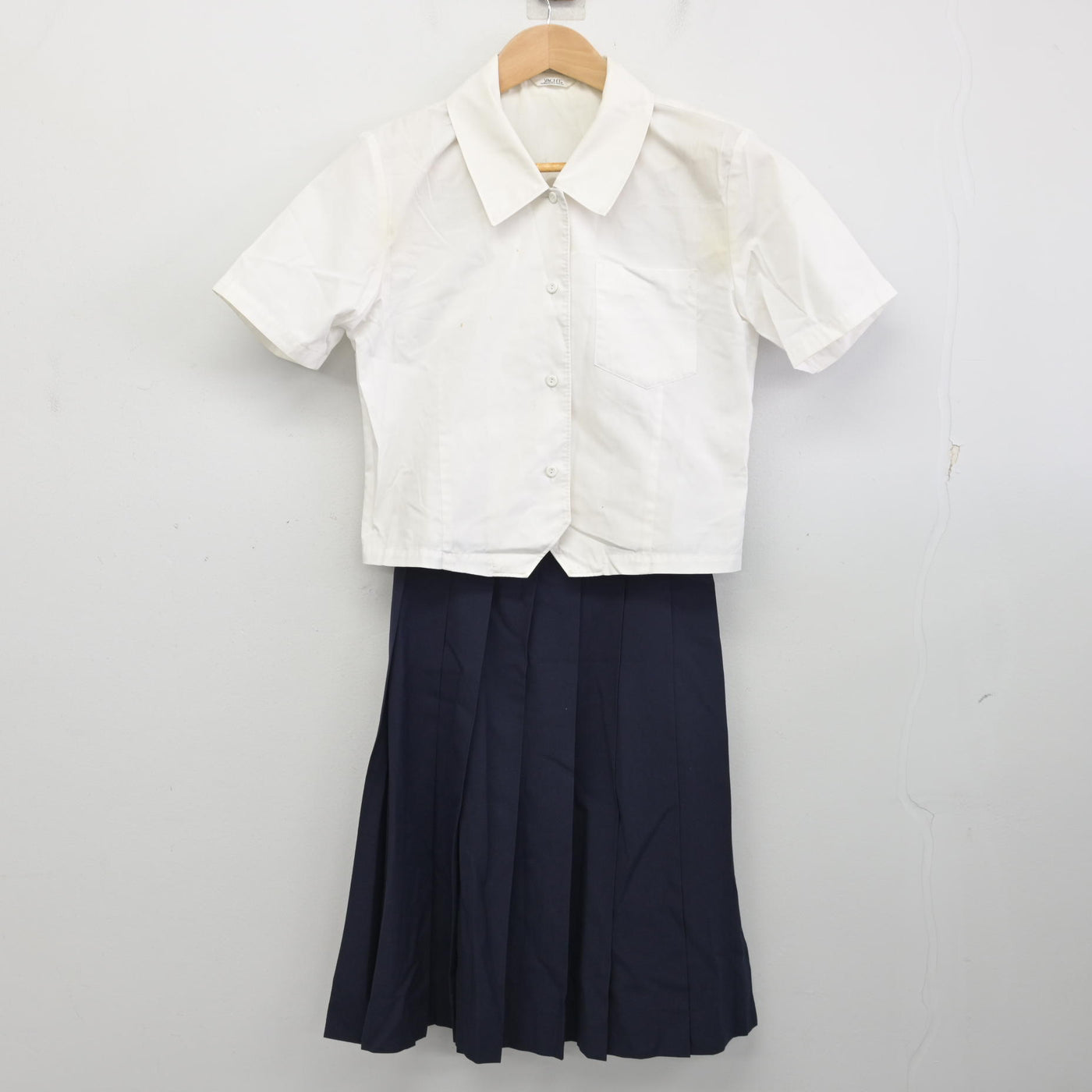 【中古】島根県 三隅中学校 女子制服 2点 (シャツ・スカート) sf090632