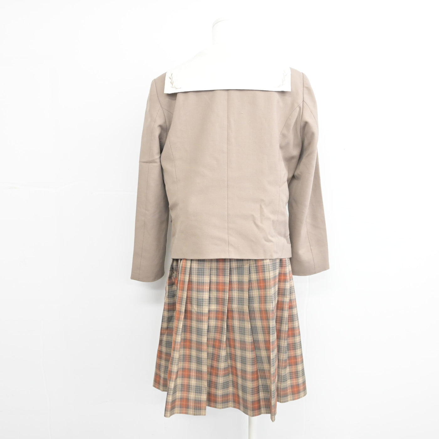 【中古】愛知県 名城大学附属高等学校 女子制服 3点 (ブレザー・セーラー服・スカート) sf090678
