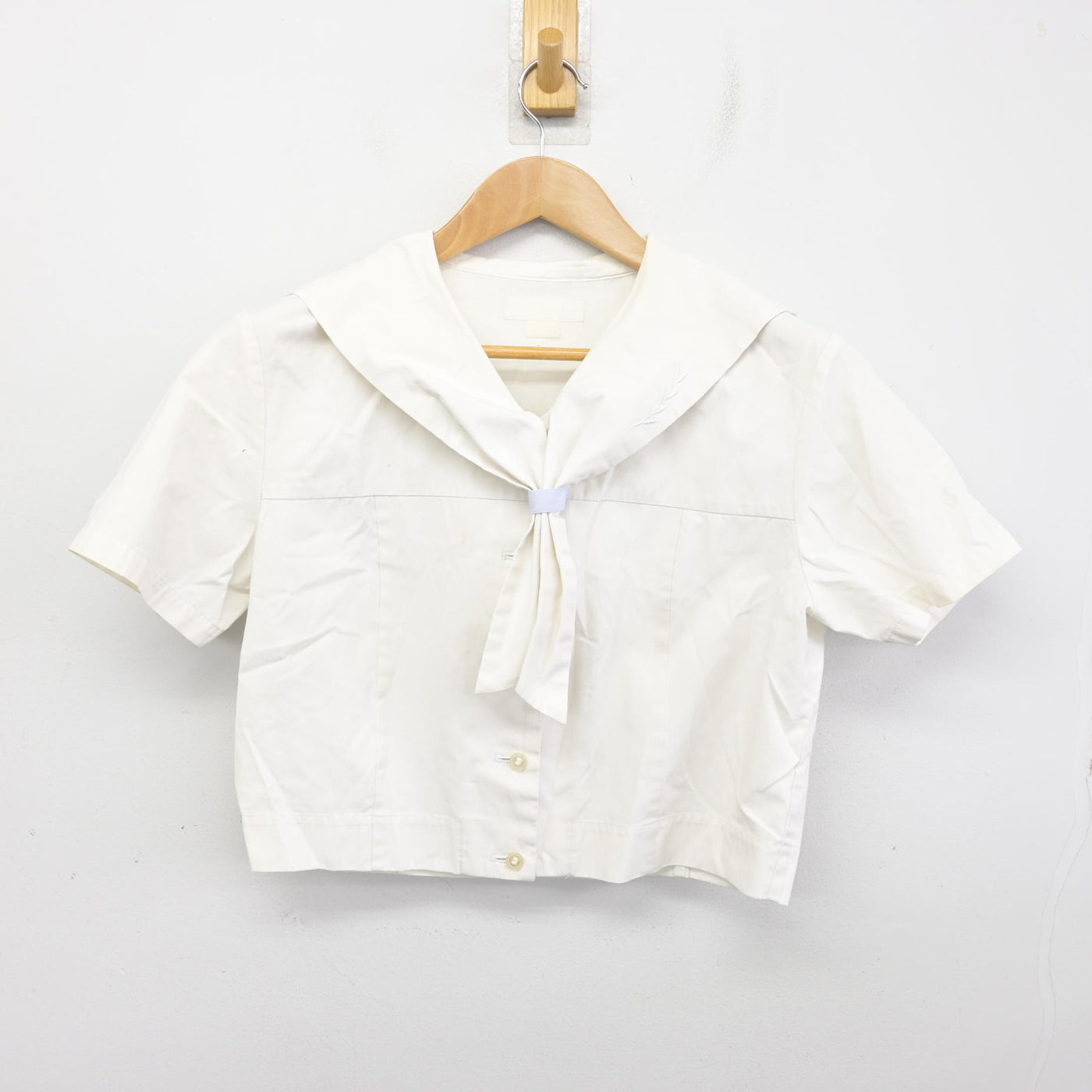 【中古】愛知県 名城大学附属高等学校 女子制服 2点 (ニットベスト・セーラー服) sf090680