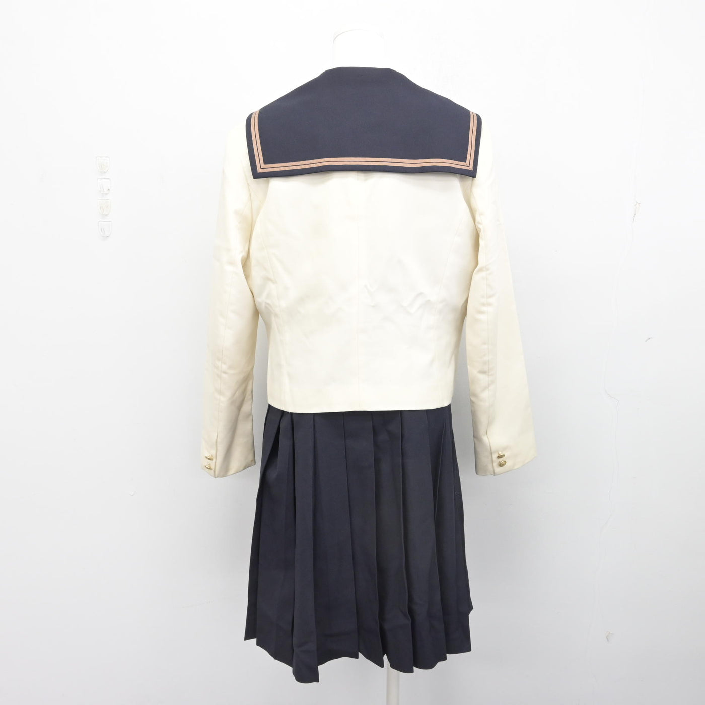 【中古】岡山県 岡山南高等学校 女子制服 4点 (ブレザー・セーラー服・スカート) sf090697