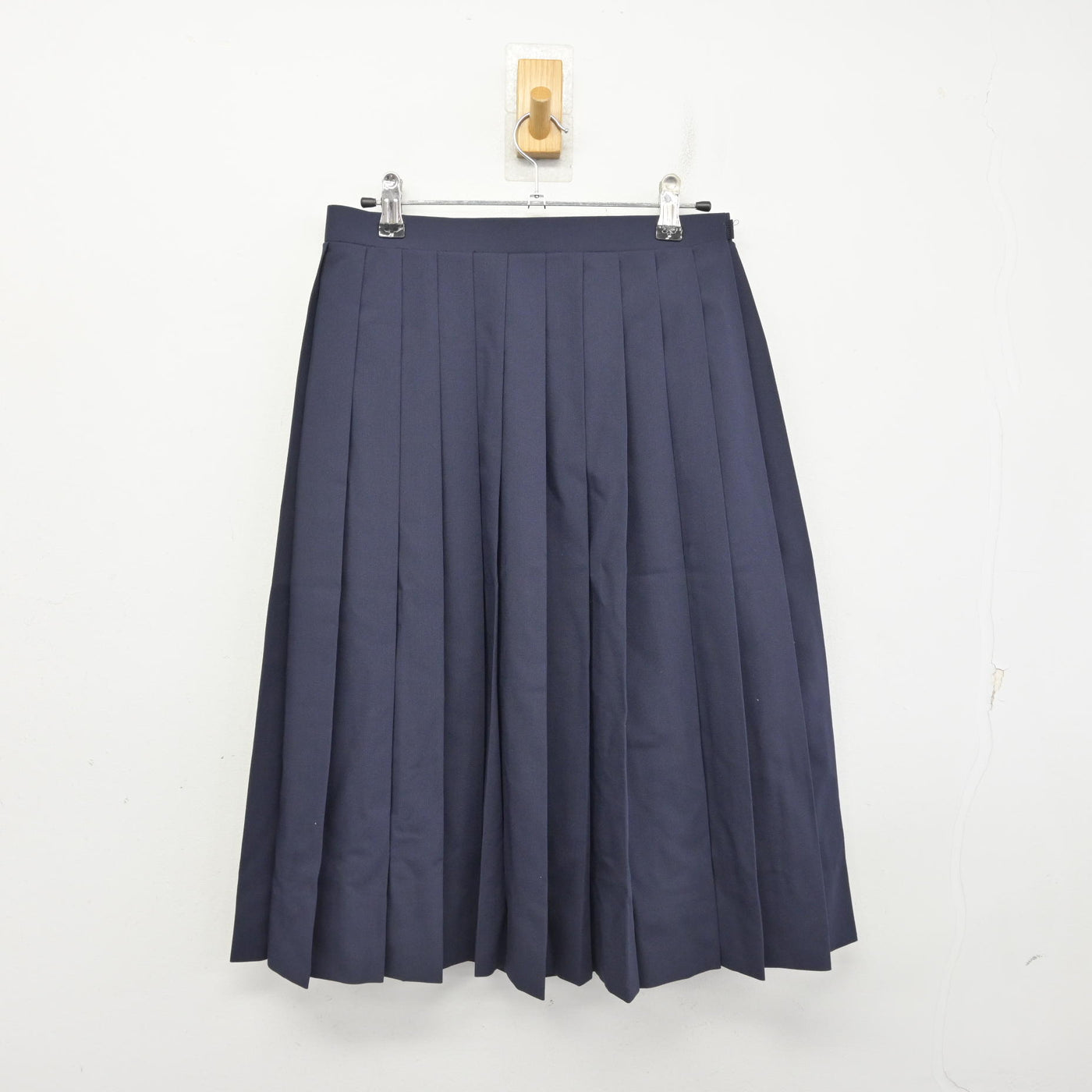 【中古】東京都 葛美中学校 女子制服 5点 (セーラー服・スカート) sf090703