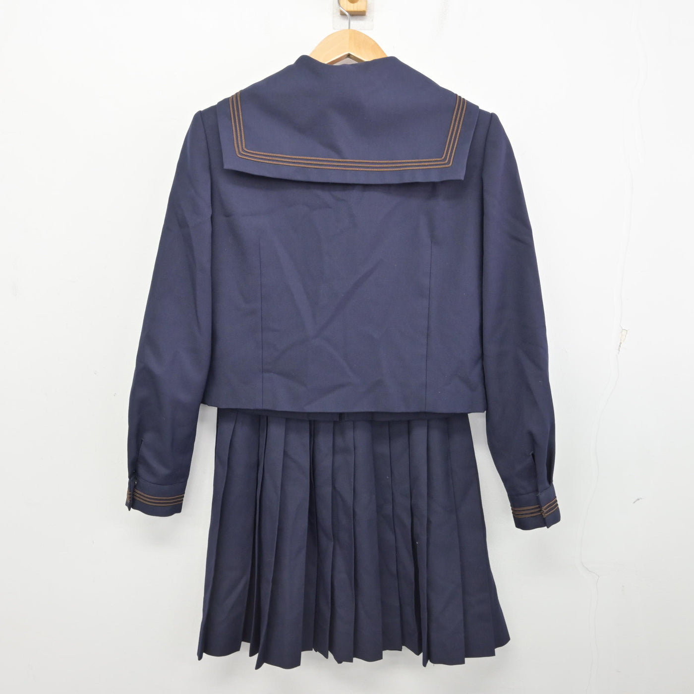【中古】徳島県 阿波高等学校 女子制服 3点 (セーラー服・スカート) sf090721