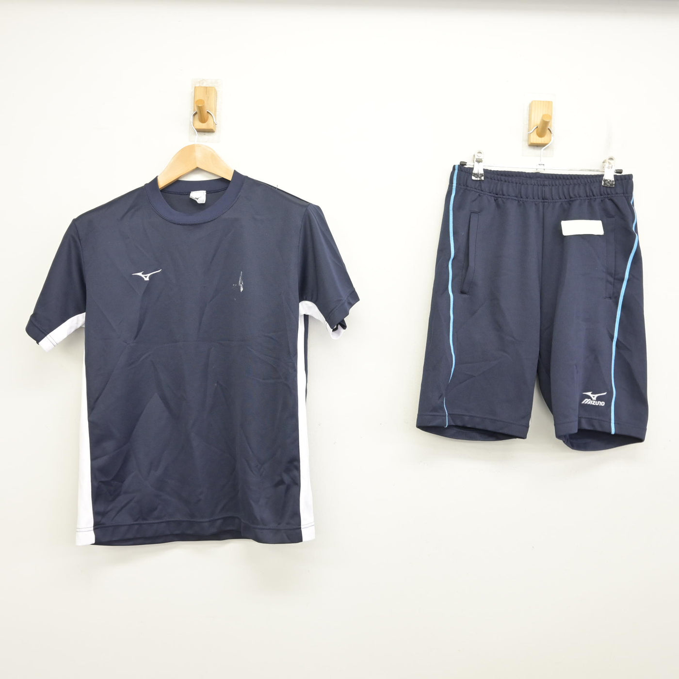 【中古】東京都 八王子学園八王子高等学校 女子制服 2点 (体操服 上・体操服 下) sf090868