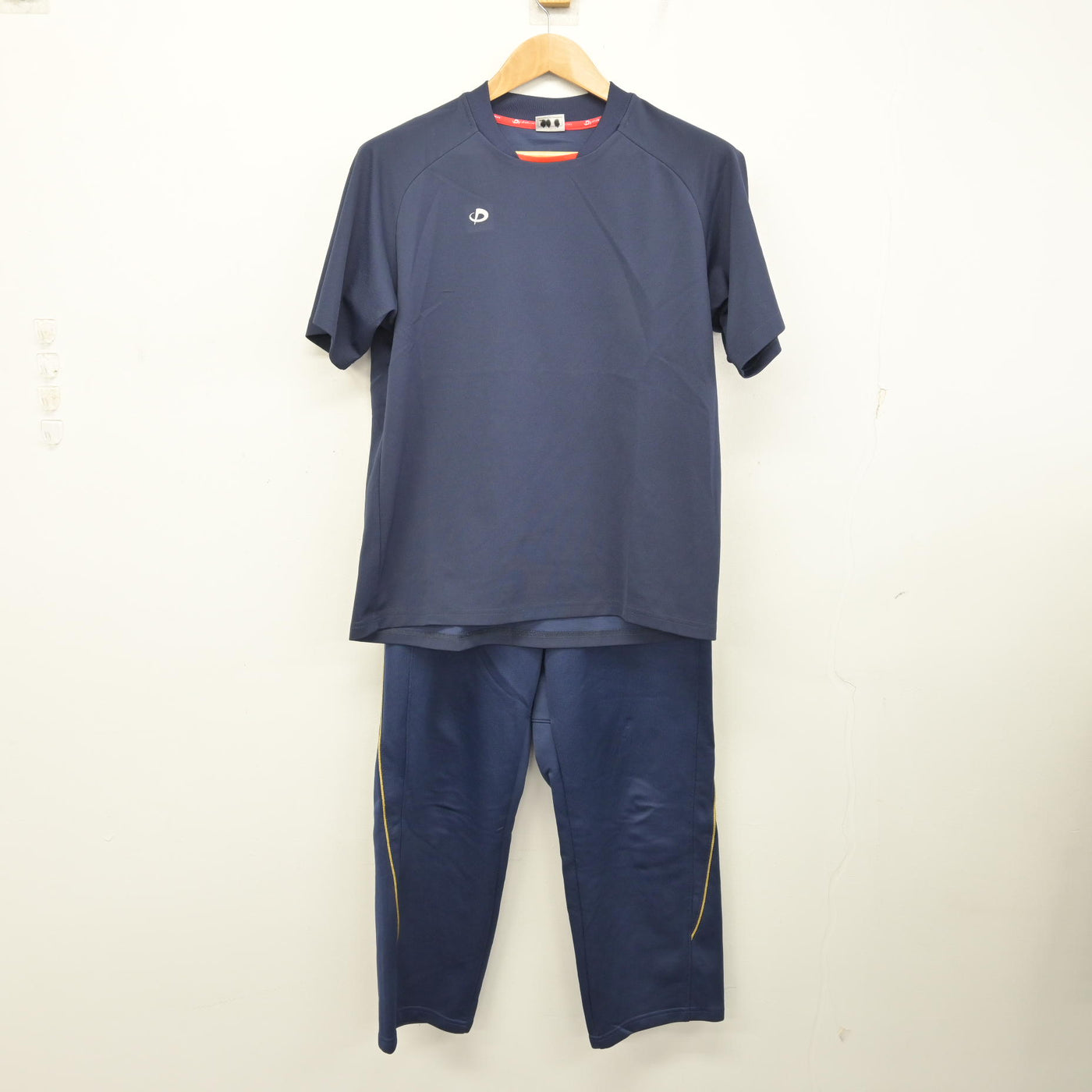 中古】北海道 伏見中学校 女子制服 3点 (ジャージ 上・体操服 上