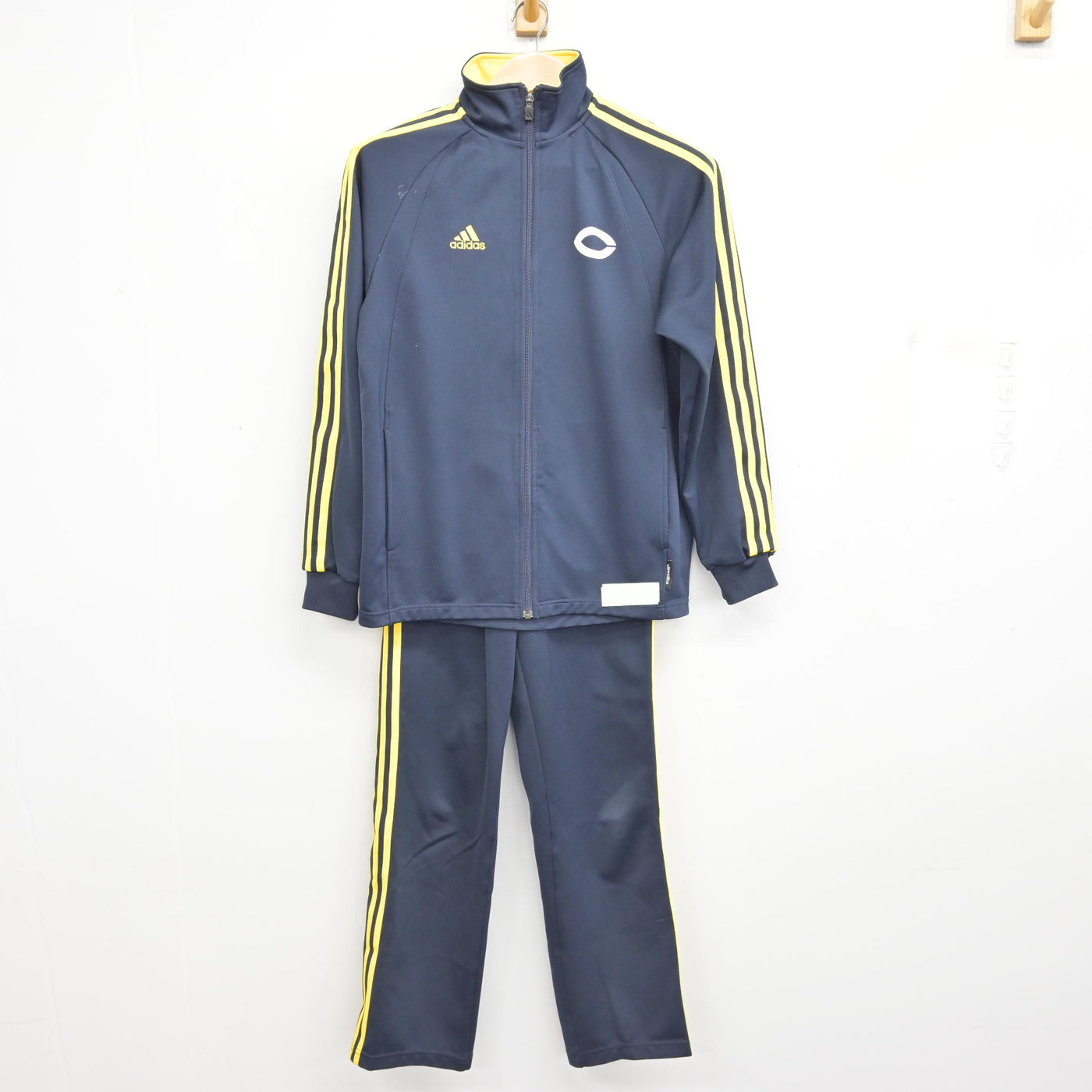 【中古】東京都 中央大学杉並高等学校 女子制服 3点 (ジャージ 上・体操服 上・ジャージ 下) sf090972