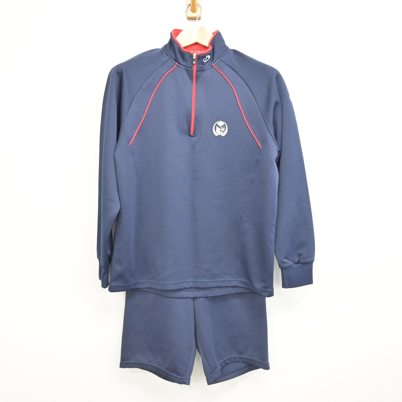 【中古】鹿児島県 明桜館高等学校 女子制服 3点 (ジャージ 上・体操服 下) sf090987