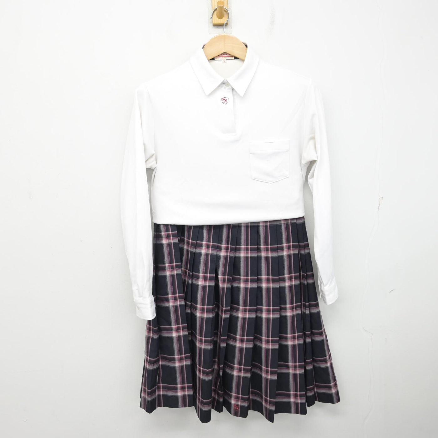 【中古】大阪府 南郷中学校 女子制服 3点 (ブレザー・シャツ・スカート) sf091055