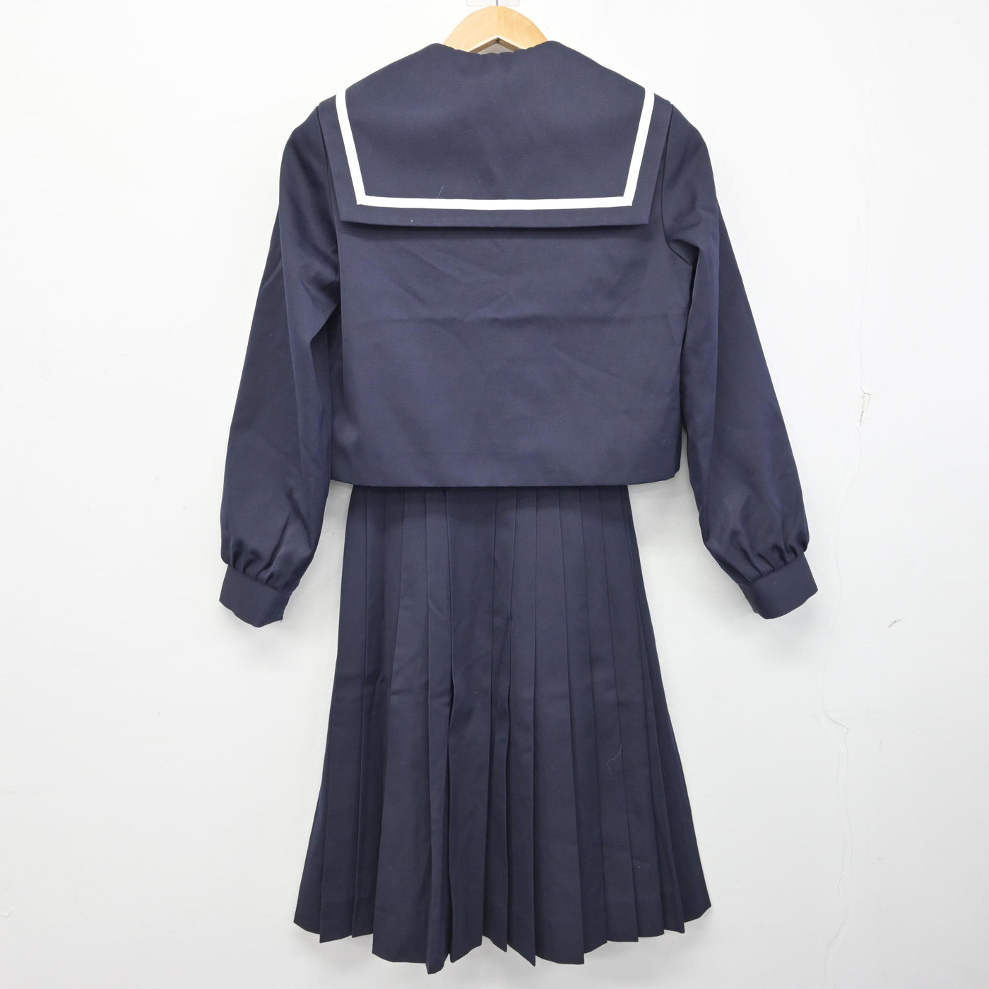 【中古】愛知県 甚目寺南中学校/旧制服 女子制服 3点 (セーラー服・スカート) sf091097