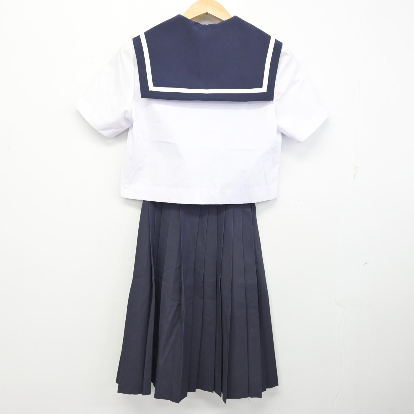 【中古】愛知県 甚目寺南中学校/旧制服 女子制服 3点 (セーラー服・スカート) sf091098