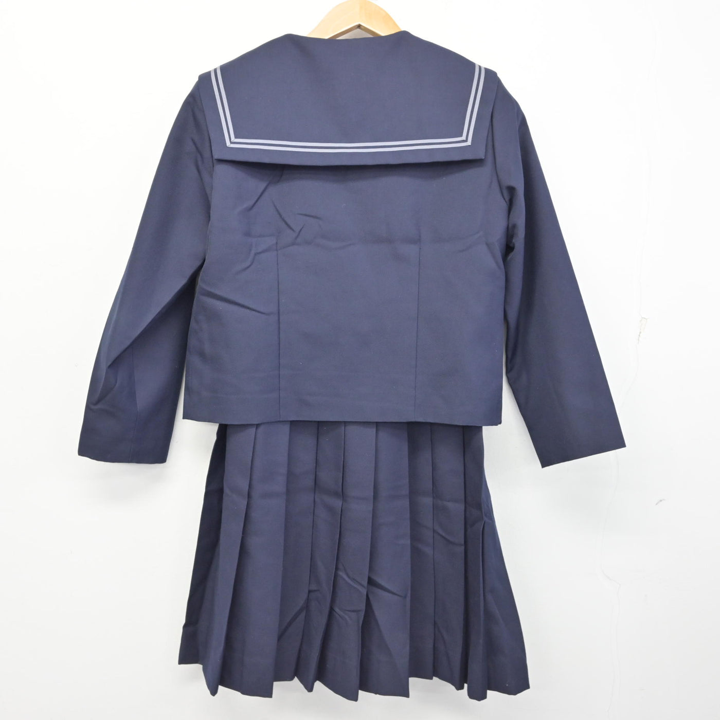 【中古】岡山県 芳田中学校 女子制服 2点 (セーラー服・ジャンパースカート) sf091100