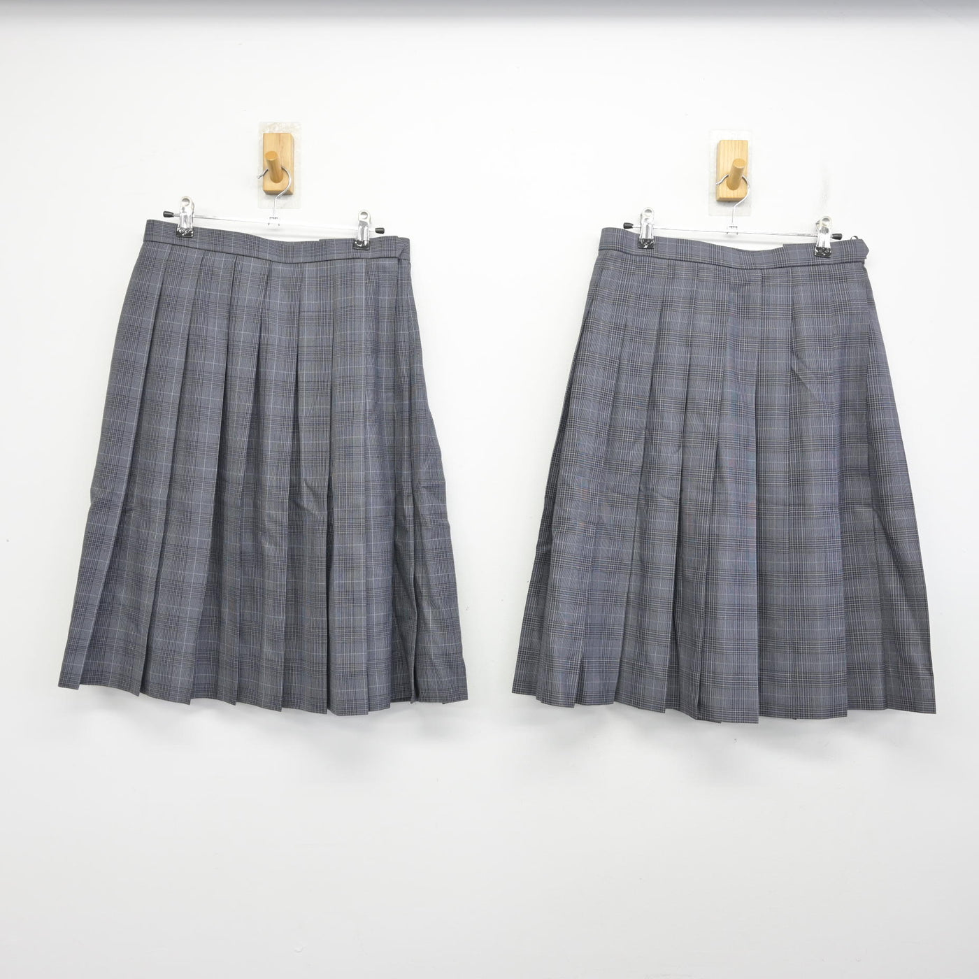 【中古】宮城県 中田中学校 女子制服 4点 (ブレザー・スカート) sf091108