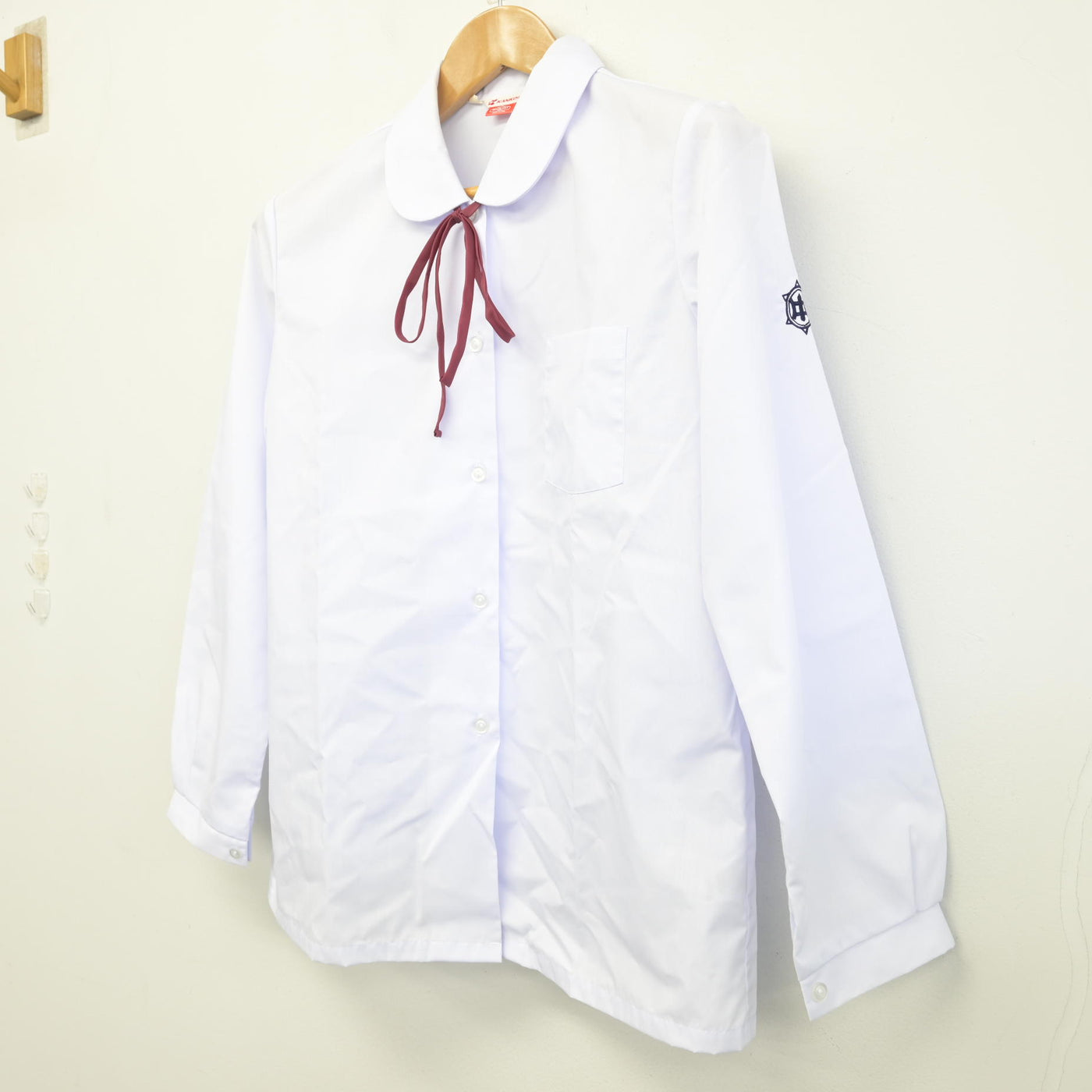 【中古】鹿児島県 出水中学校 女子制服 3点 (シャツ) sf091113