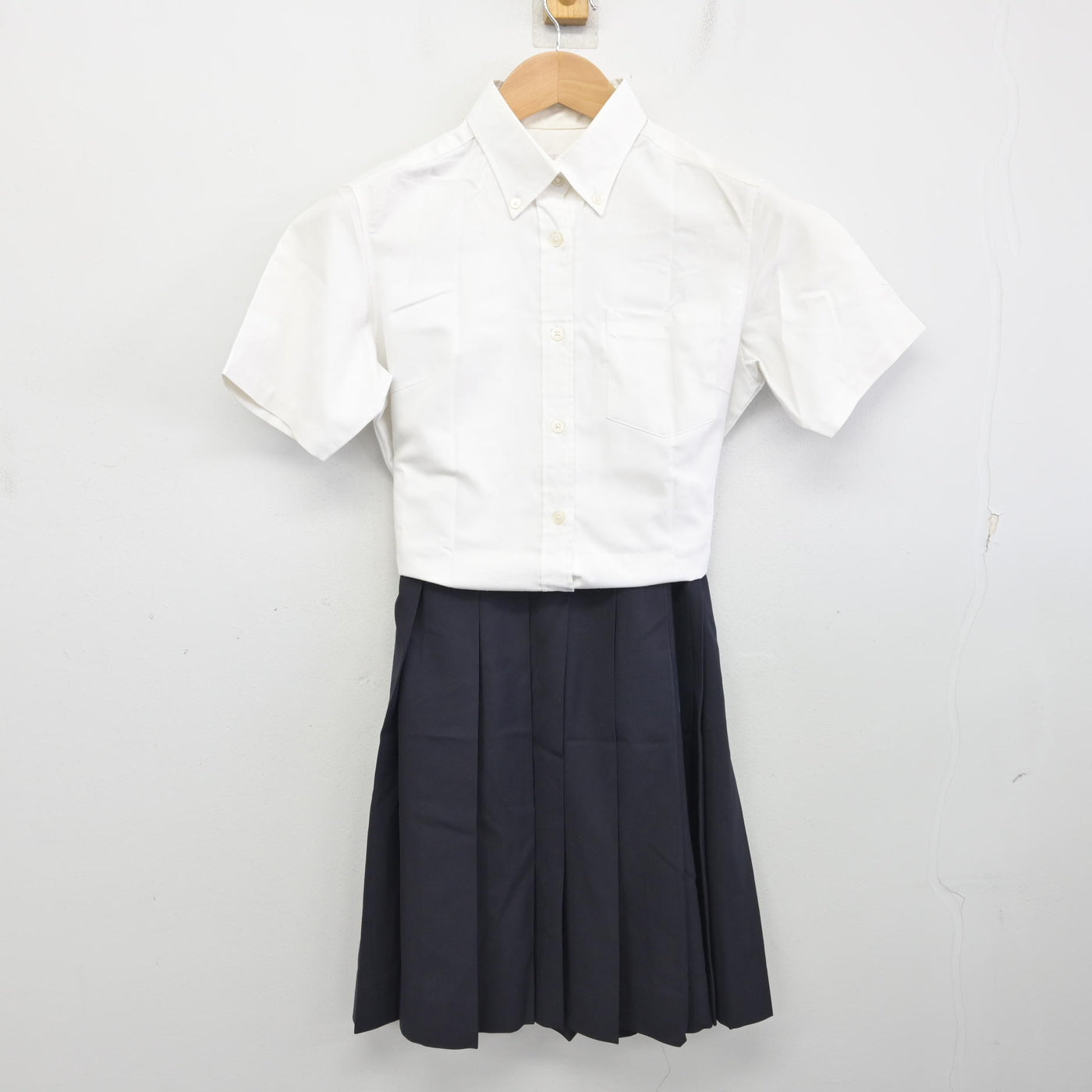 【中古】兵庫県 須磨学園高等学校・中学校 女子制服 2点 (シャツ・スカート) sf091151