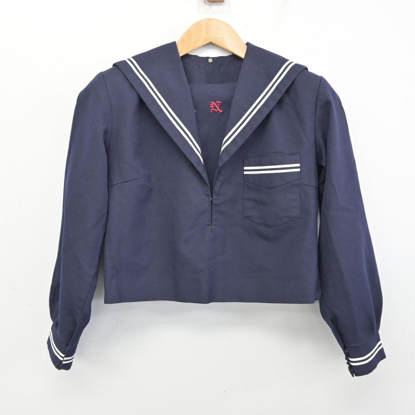 【中古】大阪府 長吉中学校 女子制服 2点 (セーラー服・スカート) sf091163