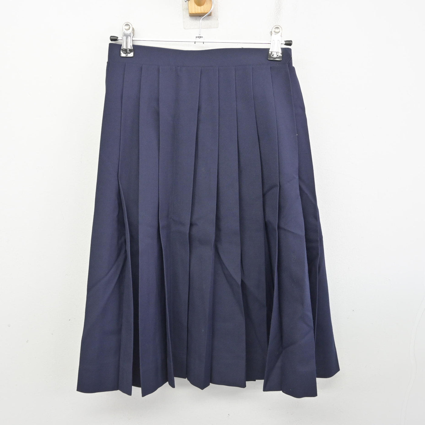 【中古】茨城県 泉丘中学校 女子制服 3点 (セーラー服・スカート) sf091172