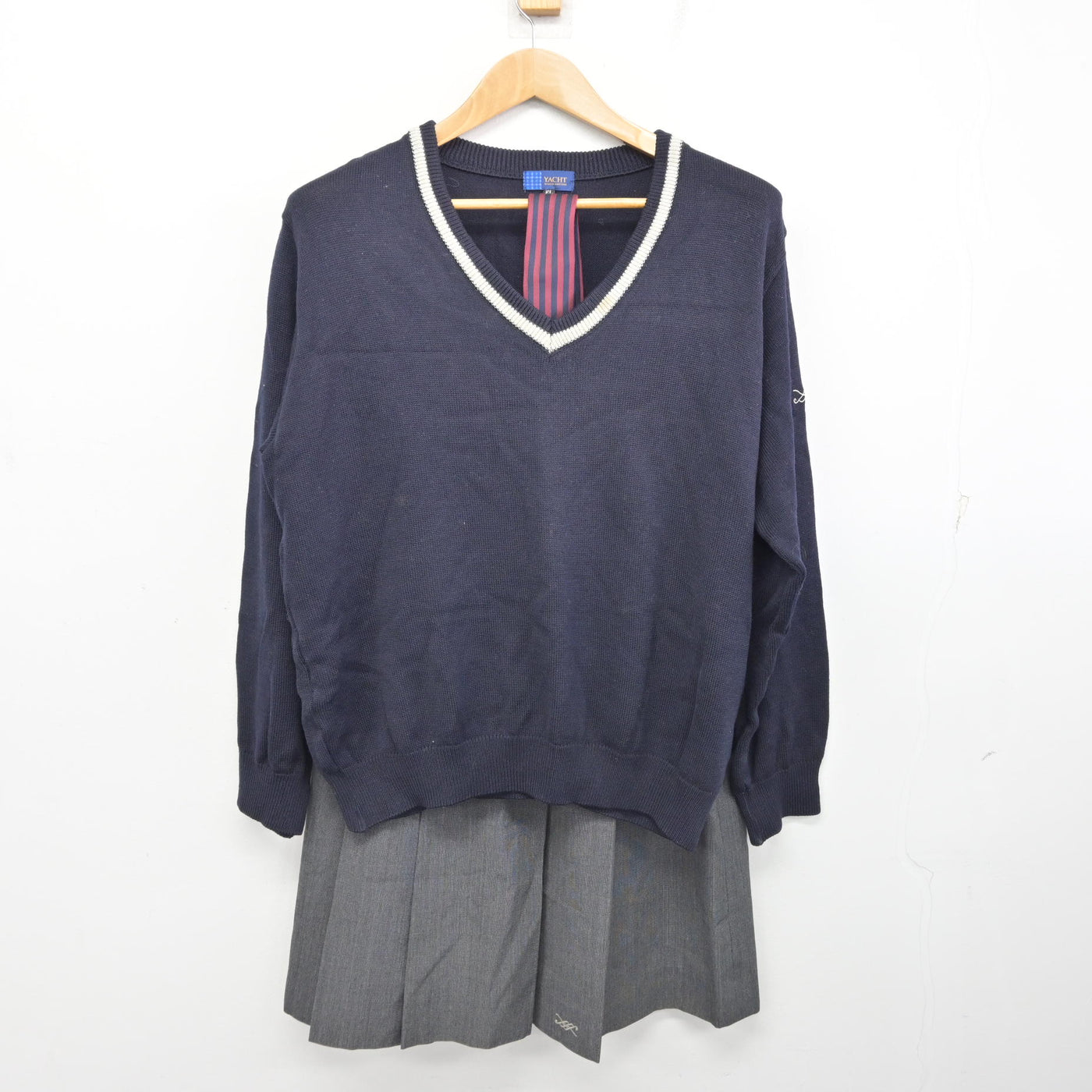 【中古】広島県 舟入高等学校 女子制服 3点 (ニット・スカート) sf091179