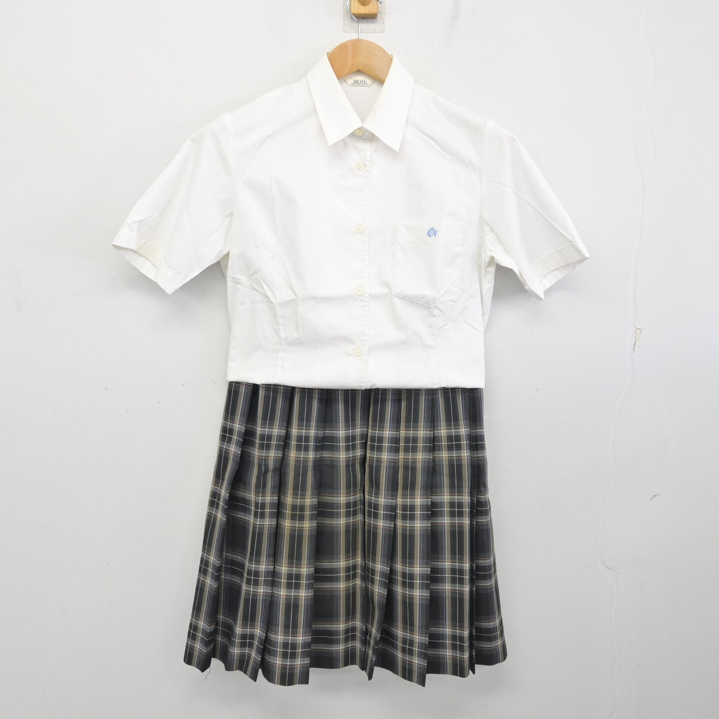【中古】栃木県 栃木翔南高等学校 女子制服 2点 (シャツ・スカート) sf091182