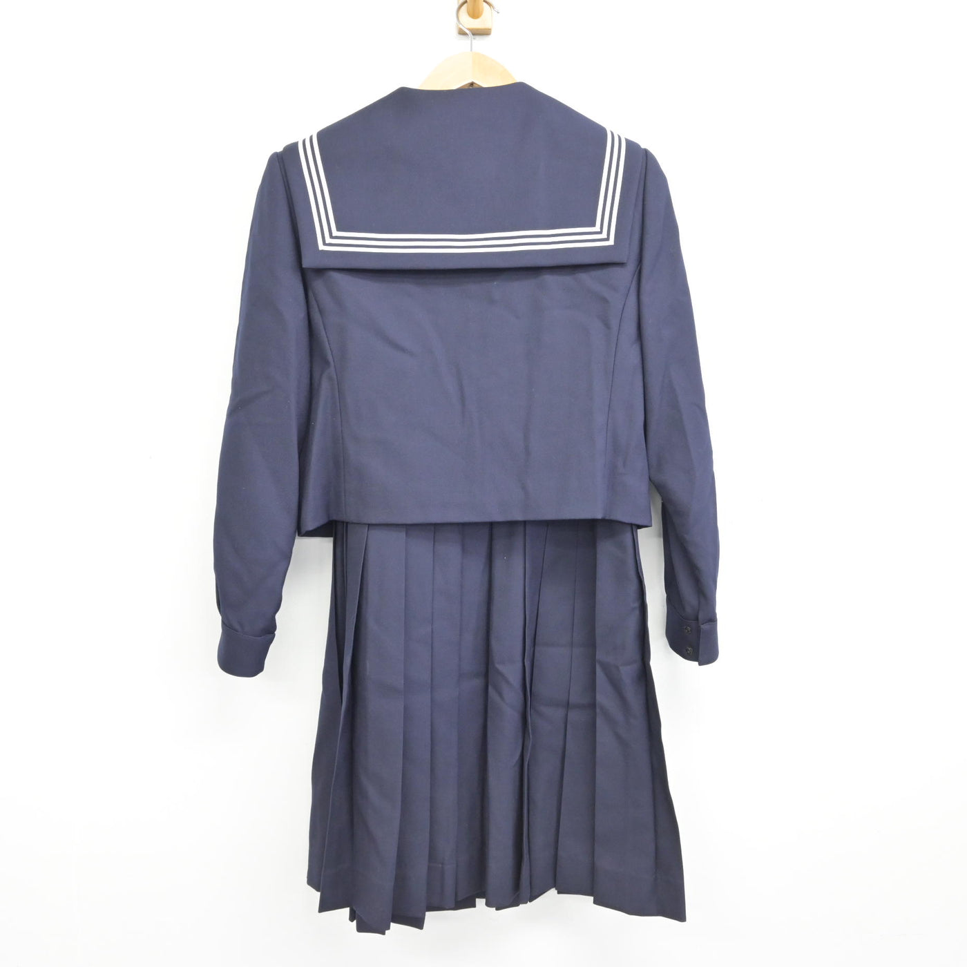 【中古】北海道 北海道旭川商業高等学校 女子制服 3点 (セーラー服・ジャンパースカート) sf091191