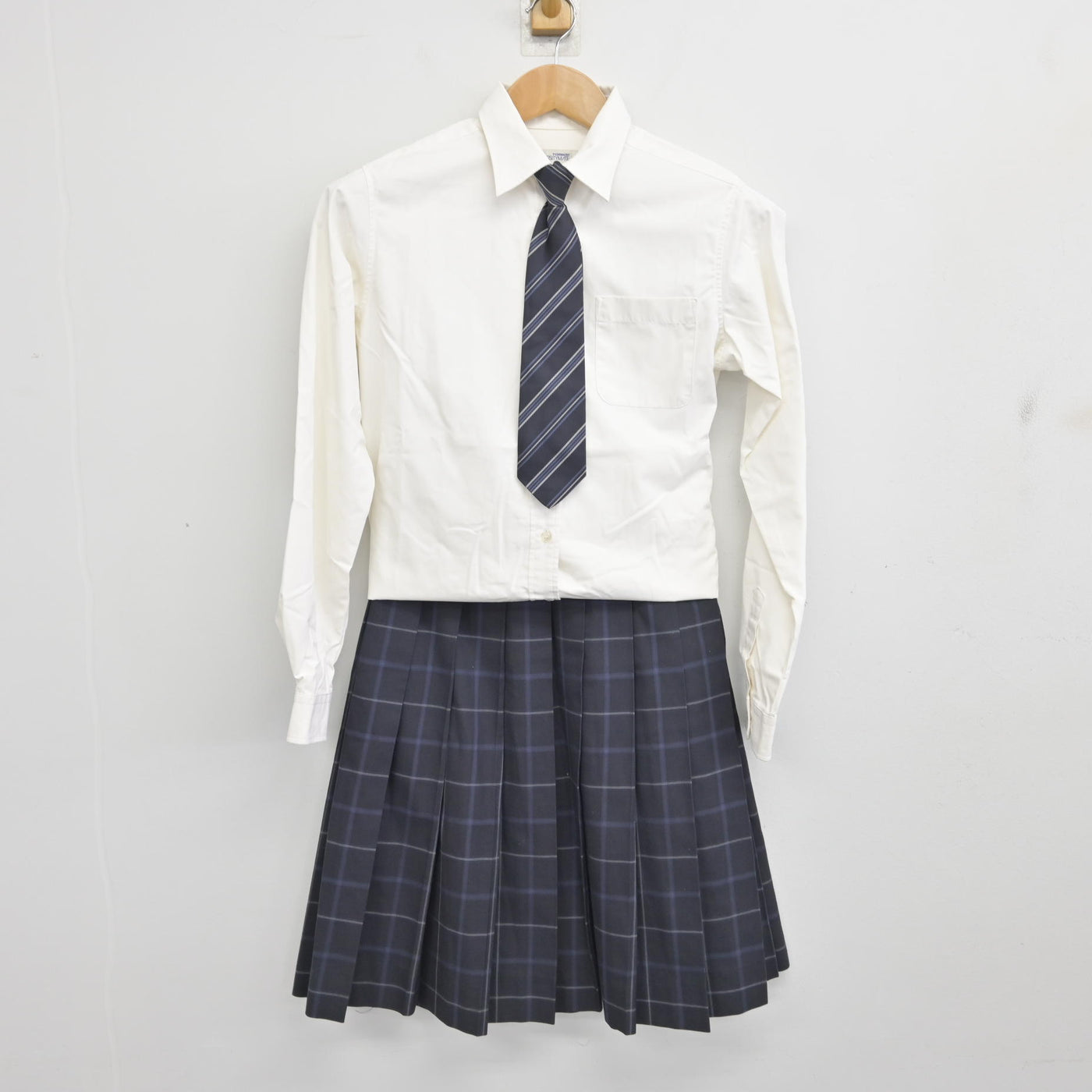 【中古】千葉県 松尾高等学校 女子制服 5点 (ブレザー・シャツ・スカート) sf091198