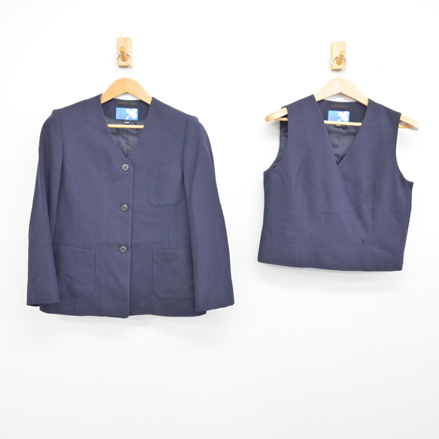 【中古】北海道 早来中学校 女子制服 2点 (ブレザー・ベスト) sf091206