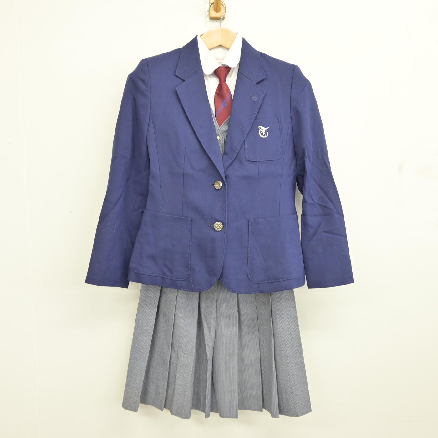 【中古】鹿児島県 武岡台高等学校 女子制服 5点 (ブレザー・ベスト・シャツ・スカート) sf091210